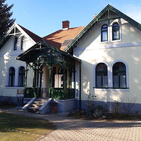 Szalay Villa Veszprém Екстериор снимка